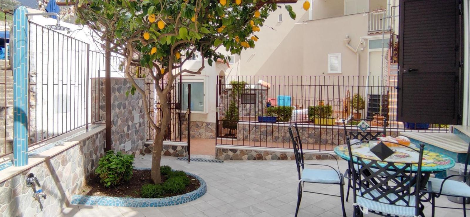 Casa Fortuna A Due Passi Dal Mare Cetara Bagian luar foto